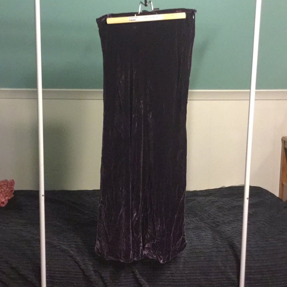 VINTAGE PURPLE SKIRT